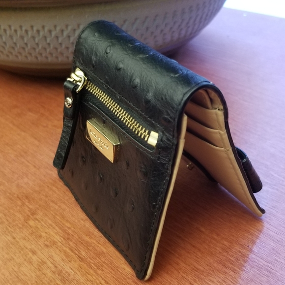 Kate Spade leather Wallet - Picture 2 of 4